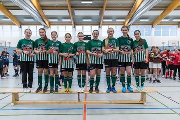 Bild 49 - C-Juniorinnen 2 Loewinnen Cup